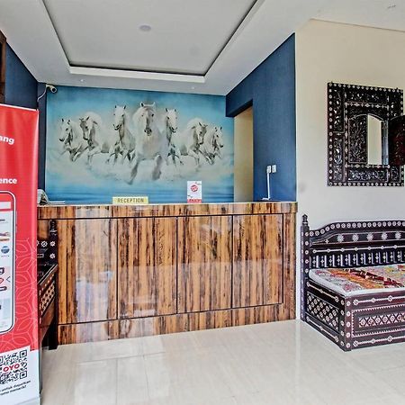 Capital O 91384 Rintaka Residence سينغيغي المظهر الخارجي الصورة