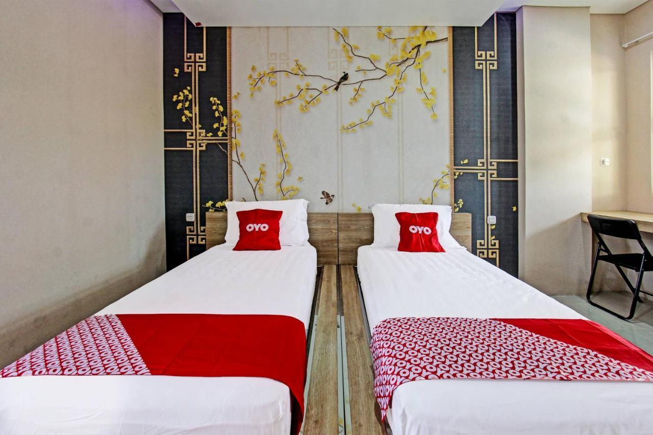 Capital O 91384 Rintaka Residence سينغيغي المظهر الخارجي الصورة