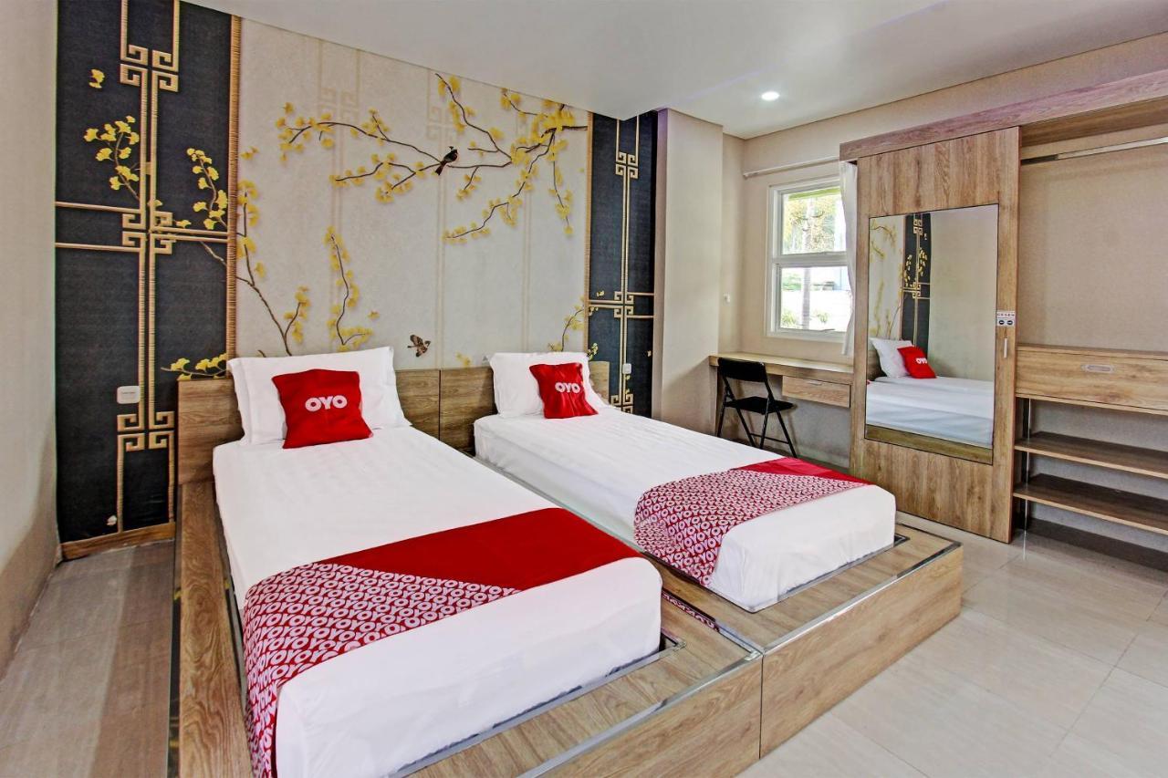 Capital O 91384 Rintaka Residence سينغيغي المظهر الخارجي الصورة